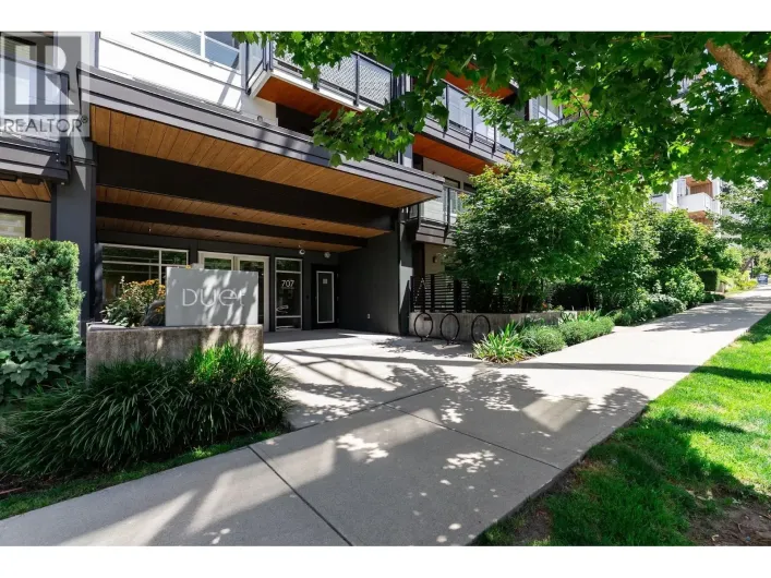 206 707 COMO LAKE AVENUE, Coquitlam