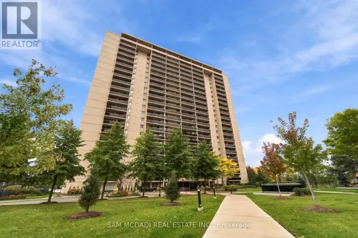 206 - 812 BURNHAMTHORPE ROAD, Toronto