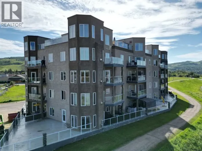 206, 9810 94 Street, Peace River
