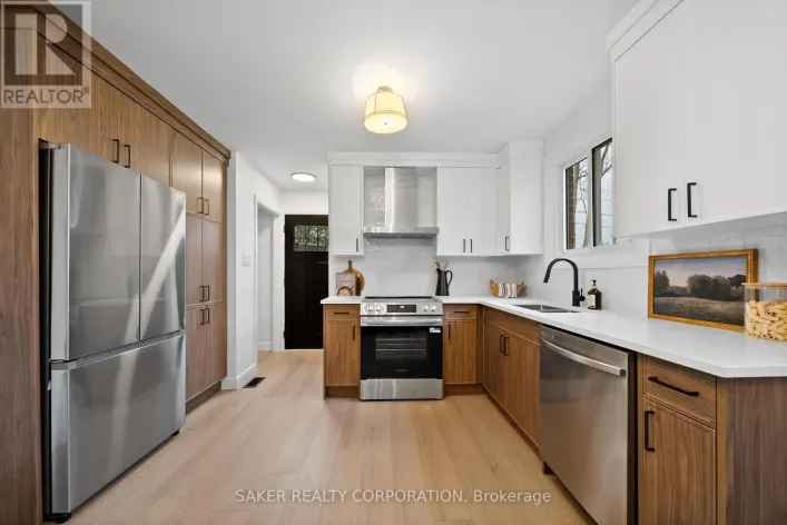 206 ADMIRAL DRIVE, London East