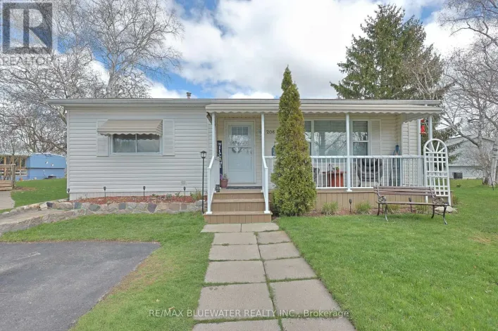 206 BILTMORE DRIVE, South Huron