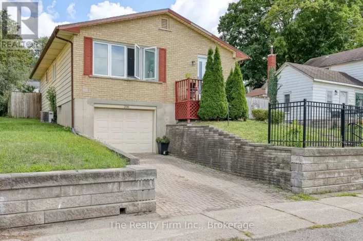 206 CHARLES STREET E, Ingersoll