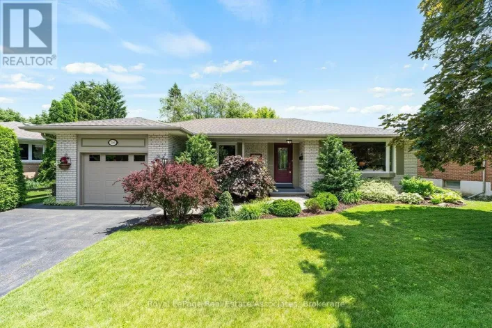 206 ELIZABETH STREET S, Brampton