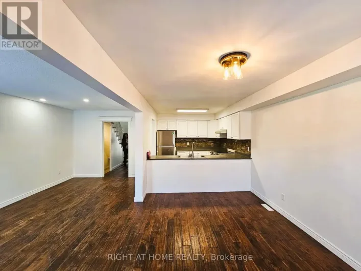 206 FAIRWOOD DRIVE, Georgina