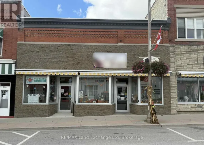 206 JOSEPHINE STREET, North Huron