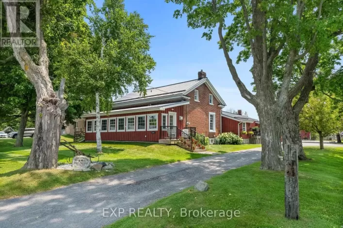 206 KING STREET E, Cramahe