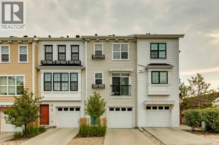 206 Nolanfield Villas NW, Calgary