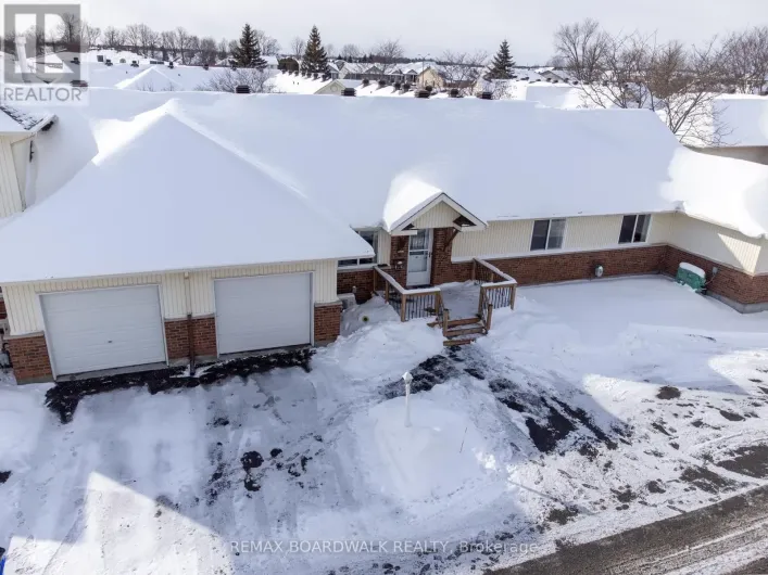 206 OAK LEAF PRIVATE, Ottawa