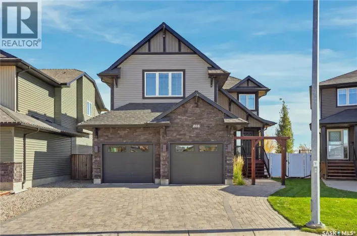 House for sale: 206 Parkview COVE, Osler