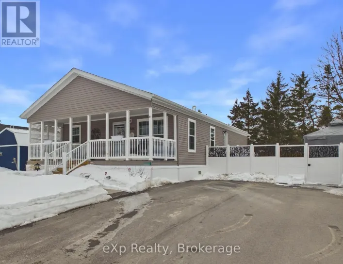 206 SPRUCE DRIVE, West Grey