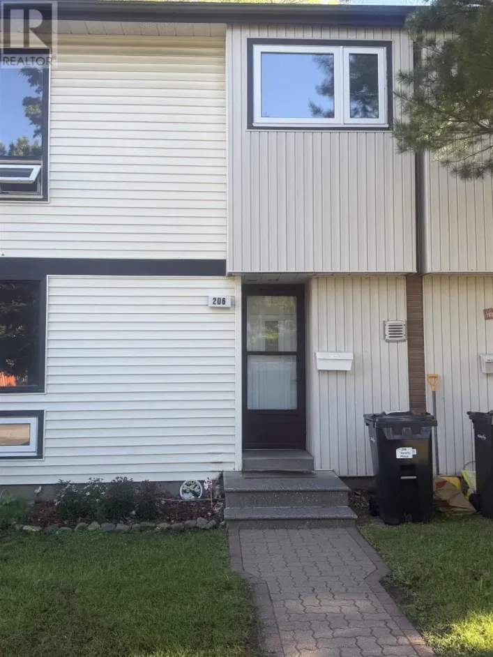 206 VARSITY PLACE, Thunder Bay