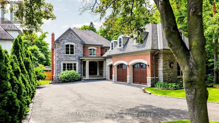 2064 DICKSON ROAD, Mississauga