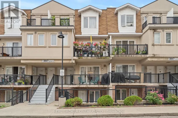 2066 - 3047 FINCH AVENUE W, Toronto