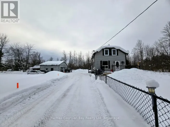 2066 IRISH LINE, Severn