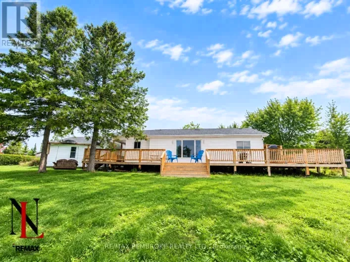 2066 LA PASSE ROAD, Whitewater Region