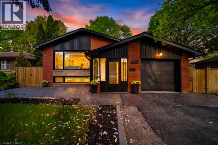 2066 REBECCA Street, Oakville