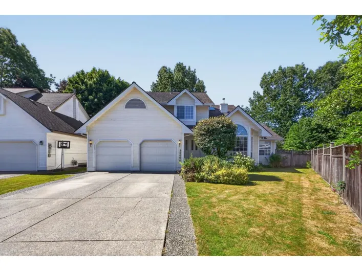 20666 90A AVENUE, Langley