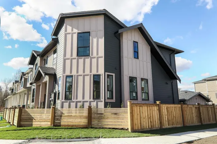20687 76 AVENUE, Langley