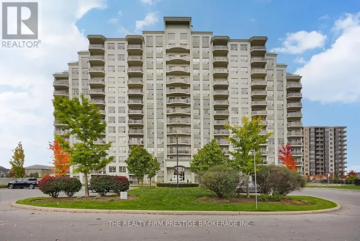 207 - 1030 CORONATION DRIVE, London North