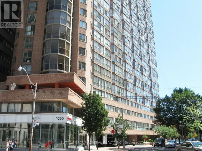 207 - 1055 BAY STREET, Toronto