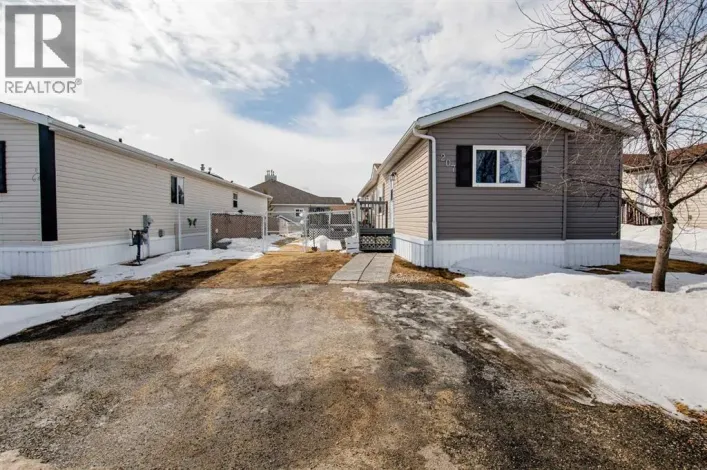 207, 10615 88 Street, Grande Prairie