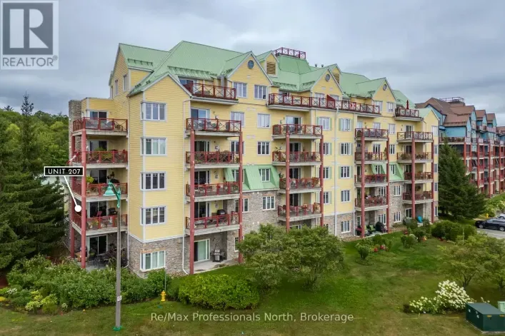 207 - 110 STEAMSHIP BAY ROAD, Gravenhurst)