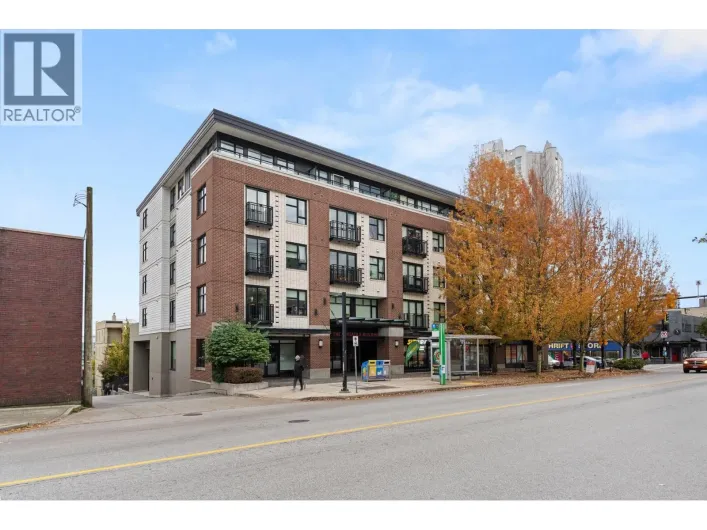 207 111 E 3RD STREET, North Vancouver