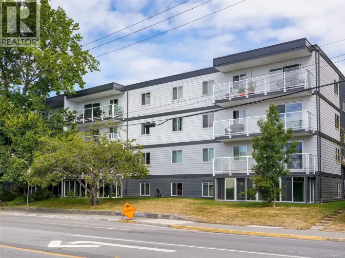 207 1124 Esquimalt Rd, Esquimalt
