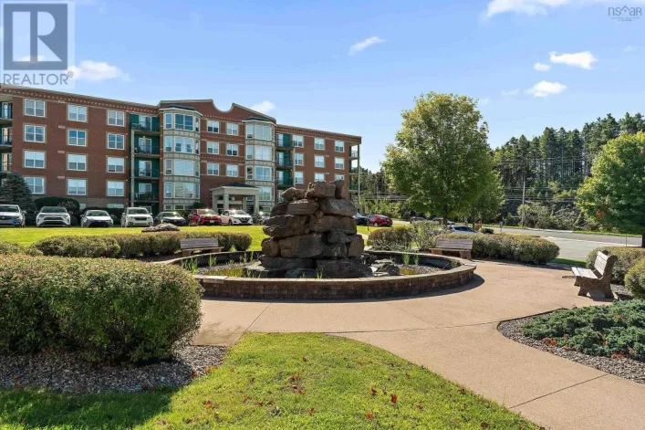 207 114 Regency Park Drive, Halifax