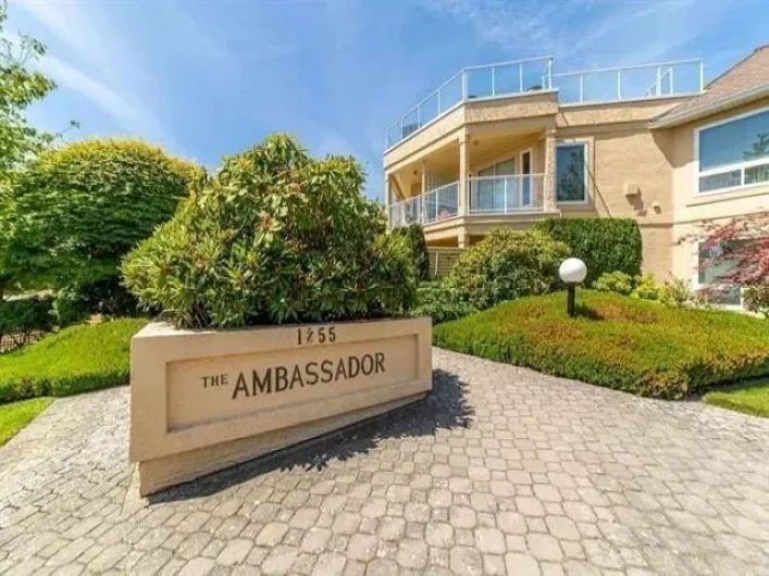 207 1255 BEST STREET, White Rock