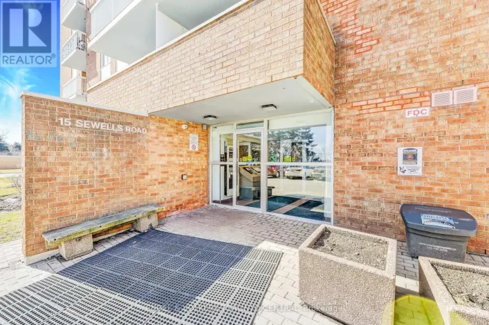 207 - 15 SEWELLS ROAD, Toronto