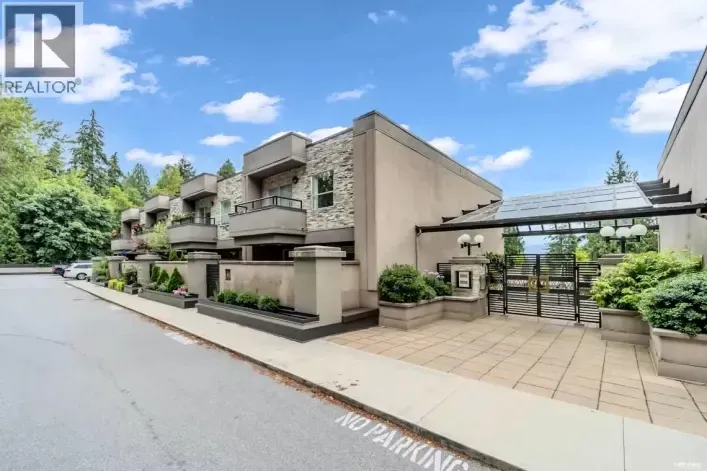 207 1500 OSTLER COURT, North Vancouver