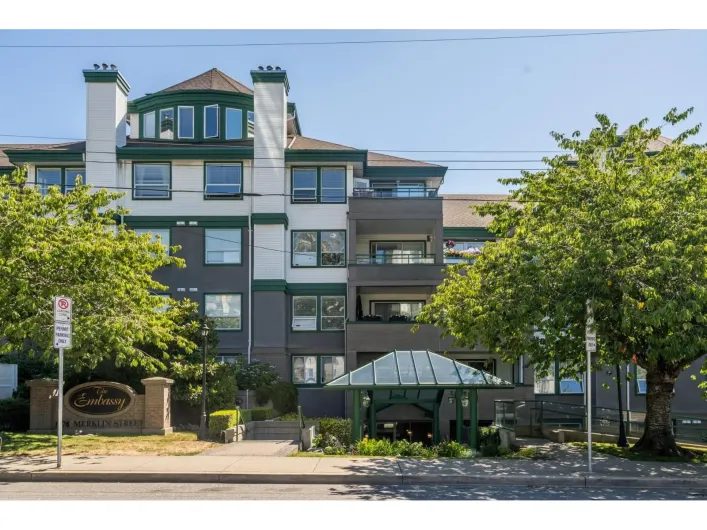 207 1576 MERKLIN STREET, White Rock