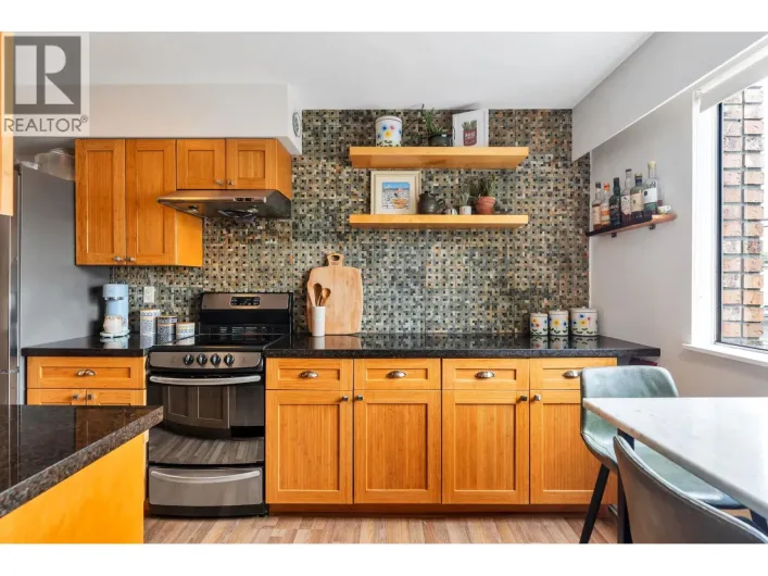 207 2080 MAPLE STREET, Vancouver
