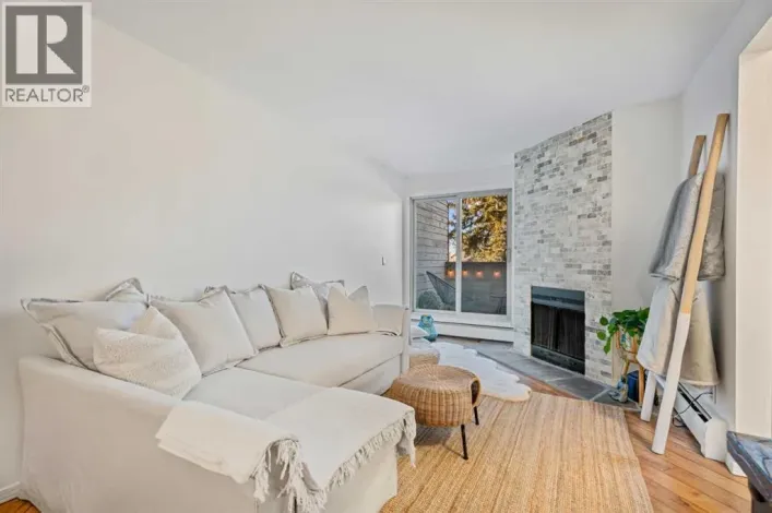 207, 2218 30 Street SW, Calgary