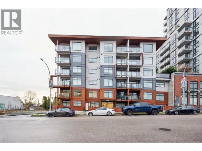 207 232 SIXTH STREET, New Westminster