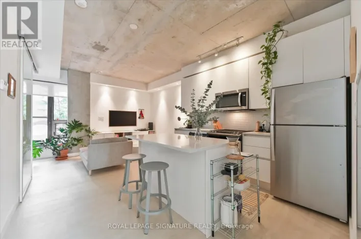 207 - 246 LOGAN AVENUE, Toronto