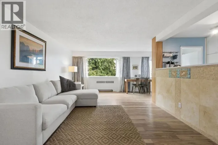 207 2494 CORNWALL AVENUE, Vancouver