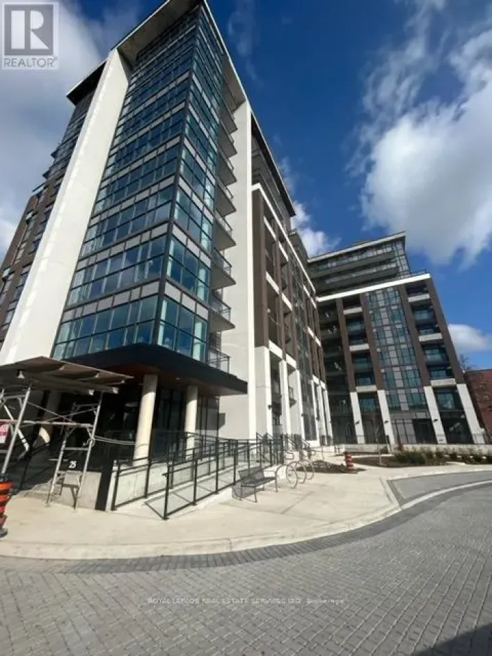 207 - 25 NEIGHBOURHOOD LANE, Toronto