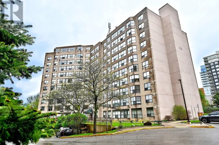 207 - 250 DAVIS DRIVE, Newmarket