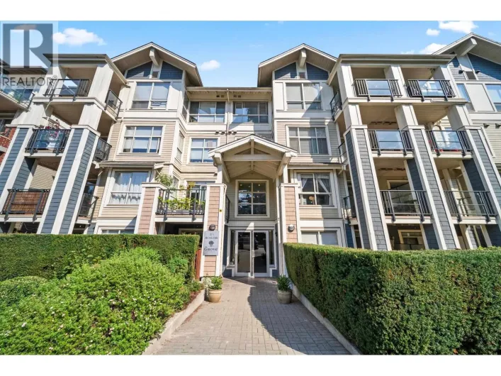 207 275 ROSS DRIVE, New Westminster