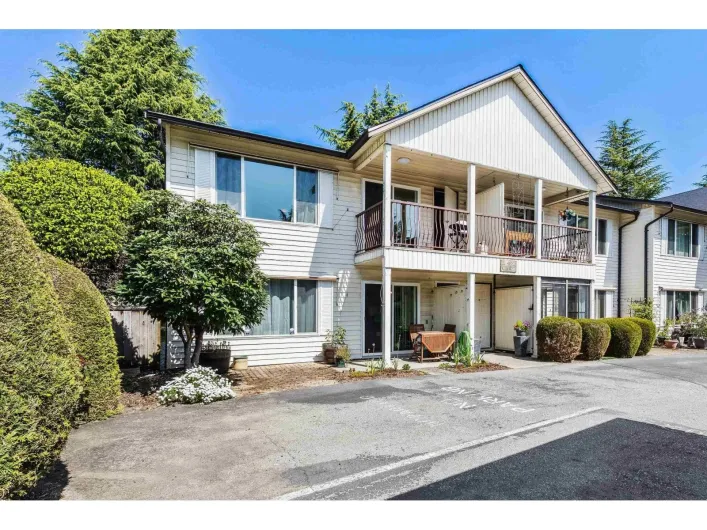 207 2853 BOURQUIN CRESCENT, Abbotsford