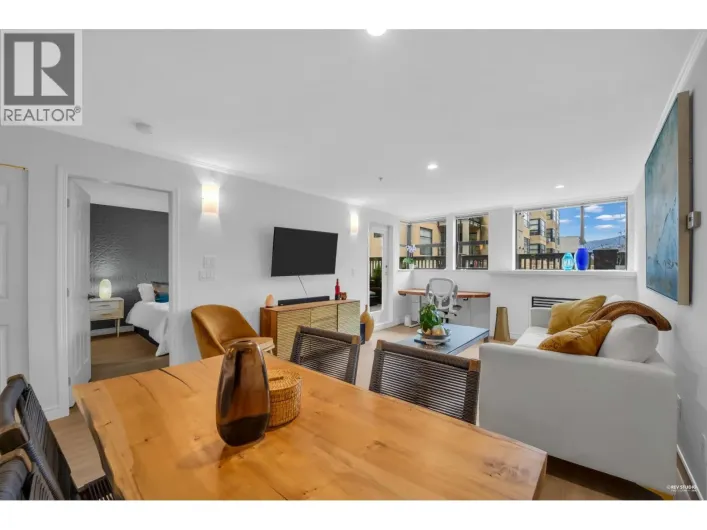 207 305 LONSDALE AVENUE, North Vancouver