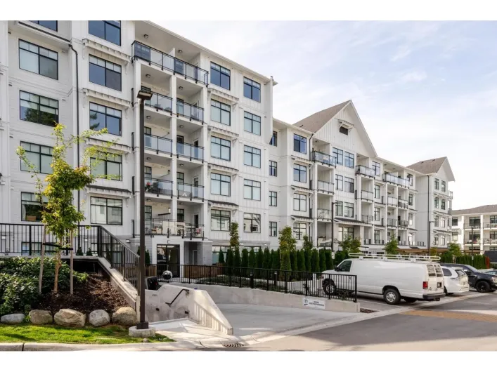 207 3317 148 STREET, Surrey