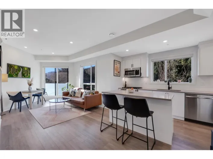 207 37808 THIRD AVENUE, Squamish