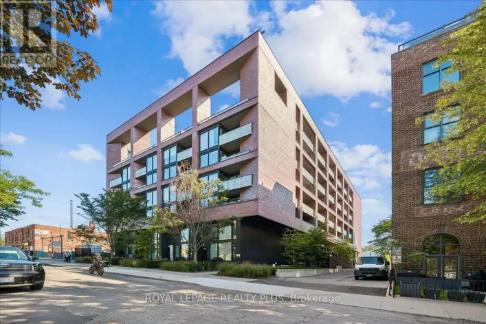 207 - 383 SORAUREN AVENUE, Toronto