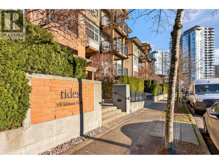 207 500 KLAHANIE DRIVE, Port Moody