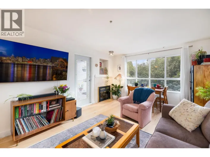 207 5355 BOUNDARY ROAD, Vancouver