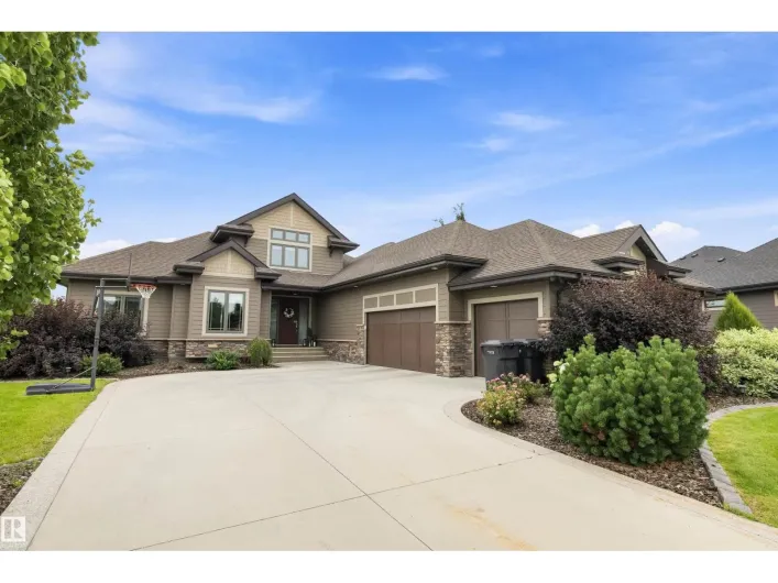 House for sale: #207 54302 RGE ROAD 250, Rural Sturgeon County