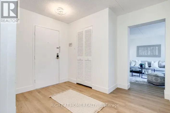 207 - 580 MARY STREET E, Whitby